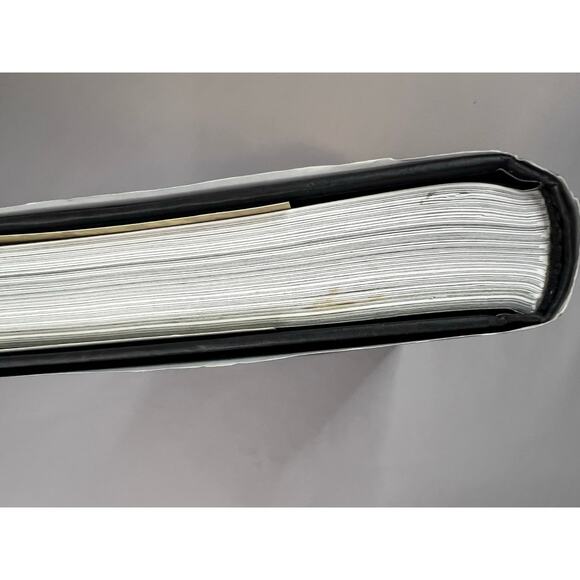 Escape from Asylum by Madeleine Roux (2016, Hardcover) - Picture 4 of 4